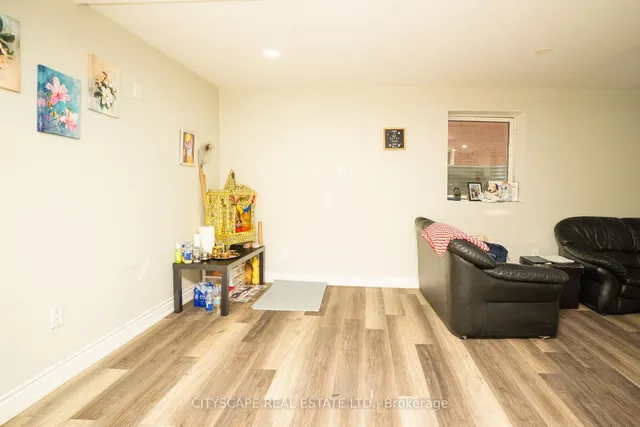 54 Albright Rd, Brampton 4