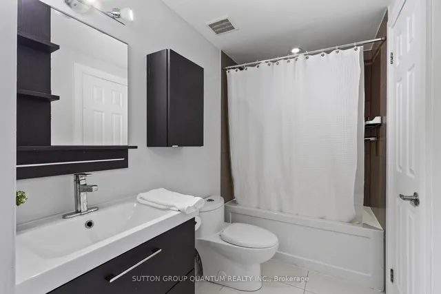 4413 Lee Dr, Mississauga 5