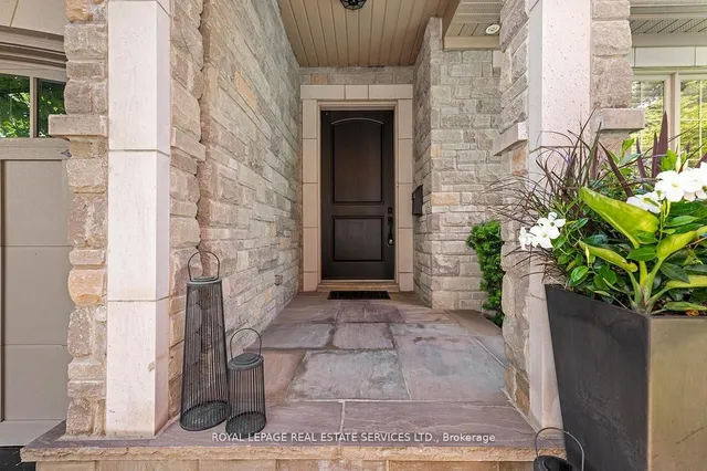 24 Jopling Ave, Toronto 4