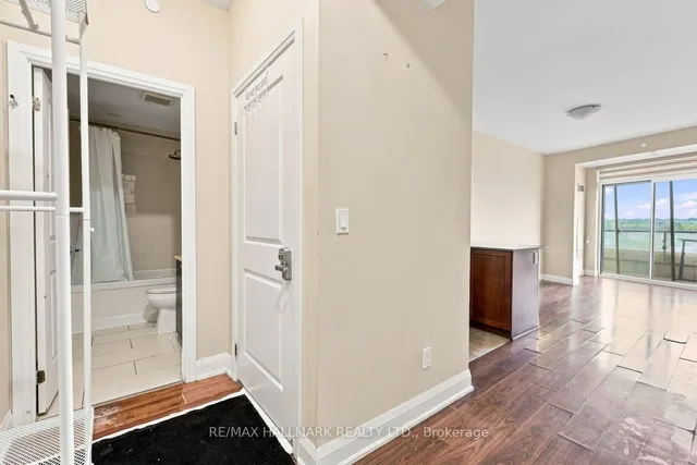 25 Fontenay Crt #905, Toronto 3
