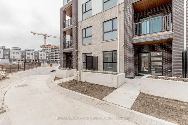 349 Wheat Boom Dr #121, Oakville 3