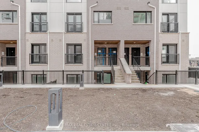 349 Wheat Boom Dr #121, Oakville 5