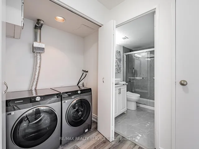 3590 Kaneff Cres #1108, Mississauga 3