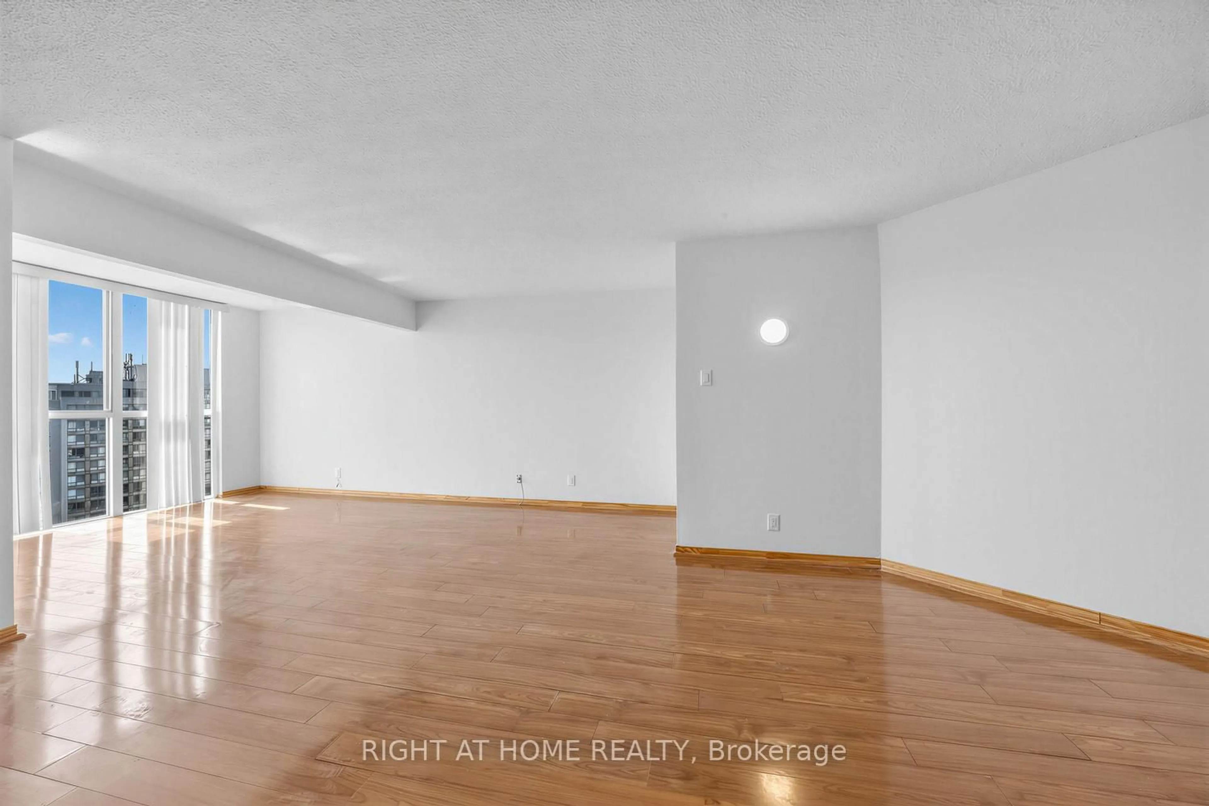 A pic of a room for 41 Markbrook Lane #1711, Toronto Ontario M9V 5E6