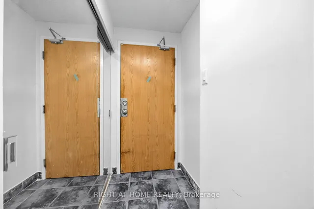 41 Markbrook Lane #1711, Toronto 3