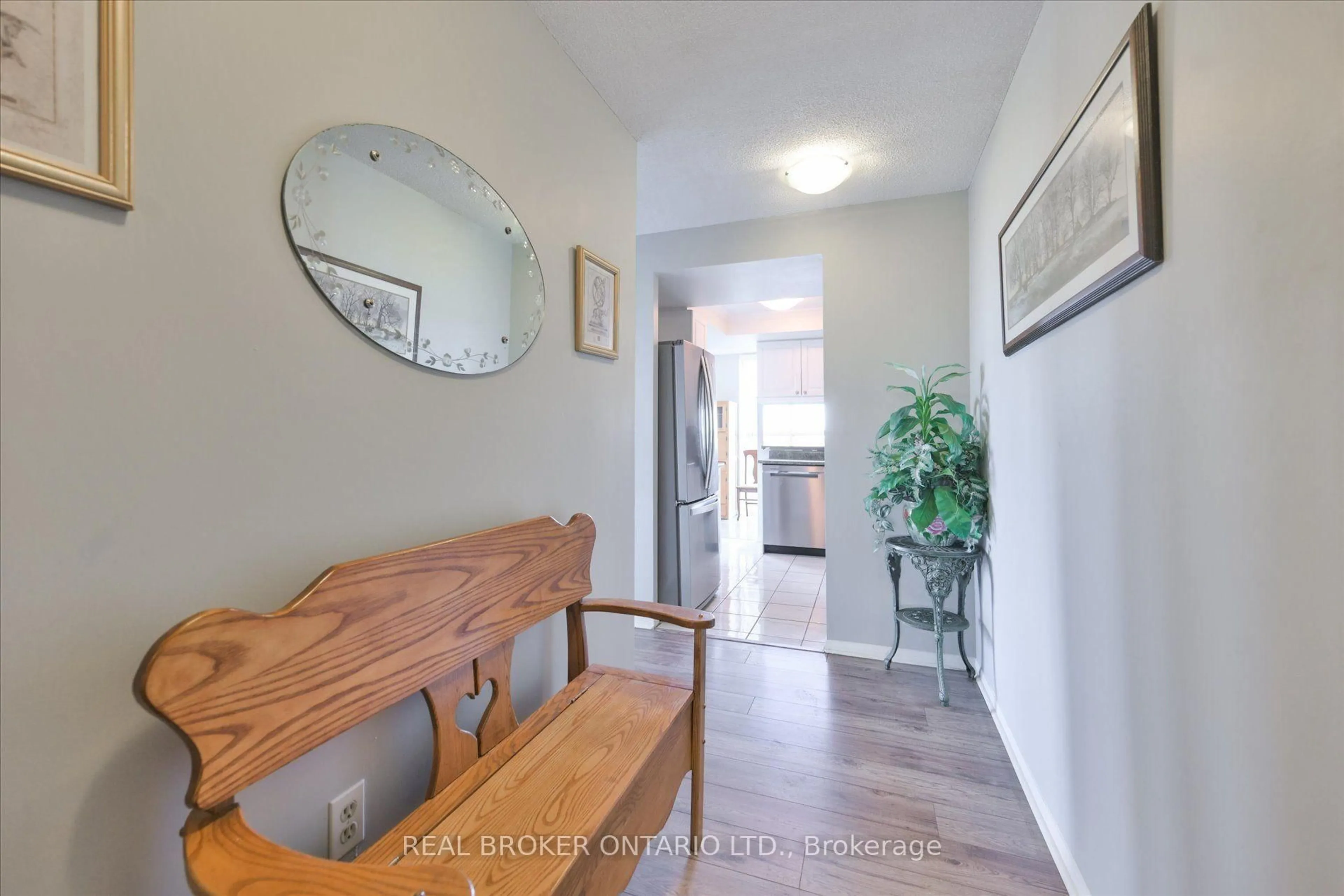 Indoor entryway for 600 Rexdale Blvd #403, Toronto Ontario M9W 6T4