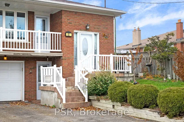60 Bamford Cres, Toronto 4