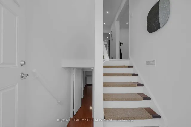 3525 Brandon Gate Dr #11, Mississauga 3