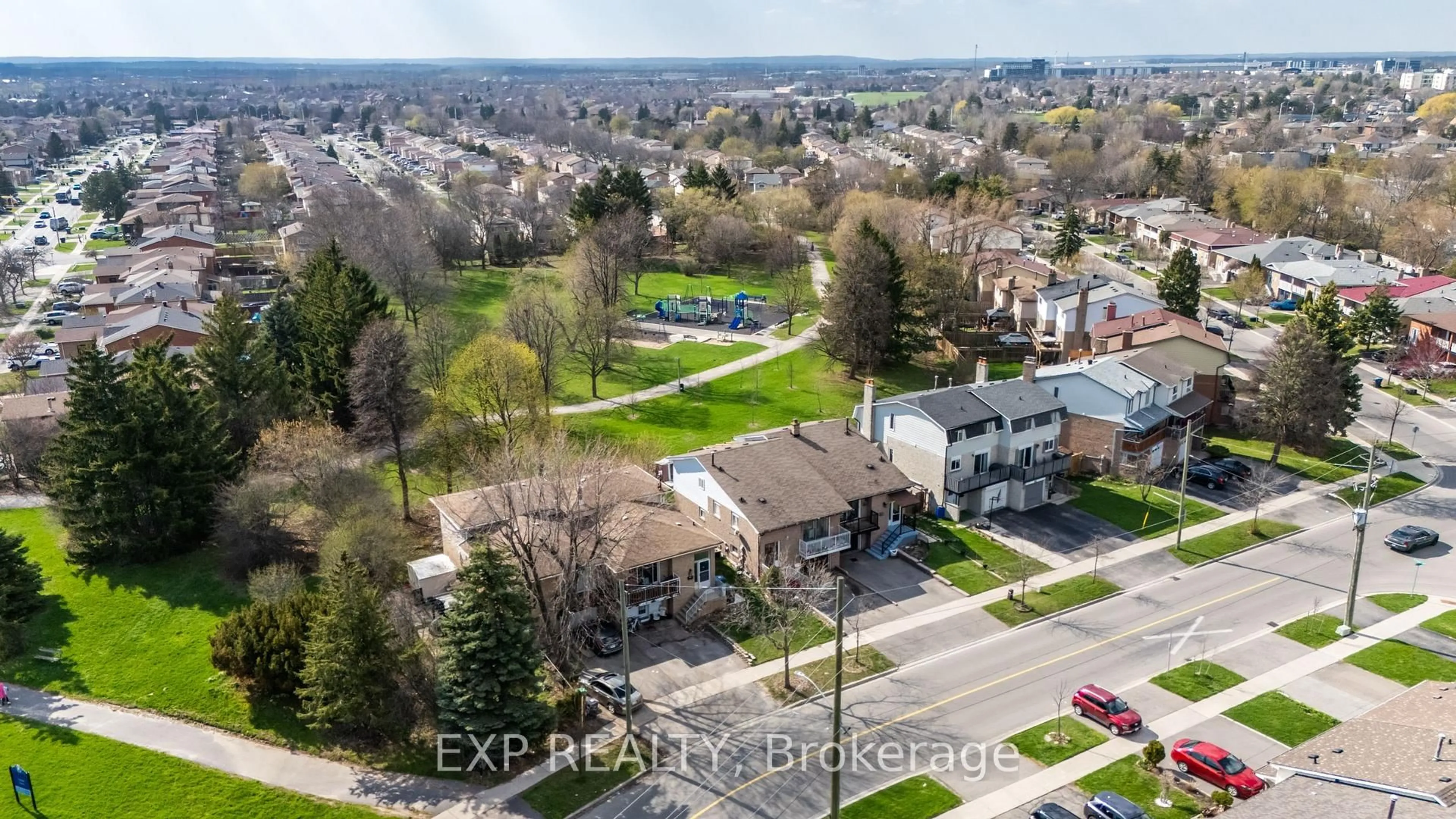 A pic from outside/outdoor area/front of a property/back of a property/a pic from drone, unknown for 88 English St, Brampton Ontario L6X 2P6