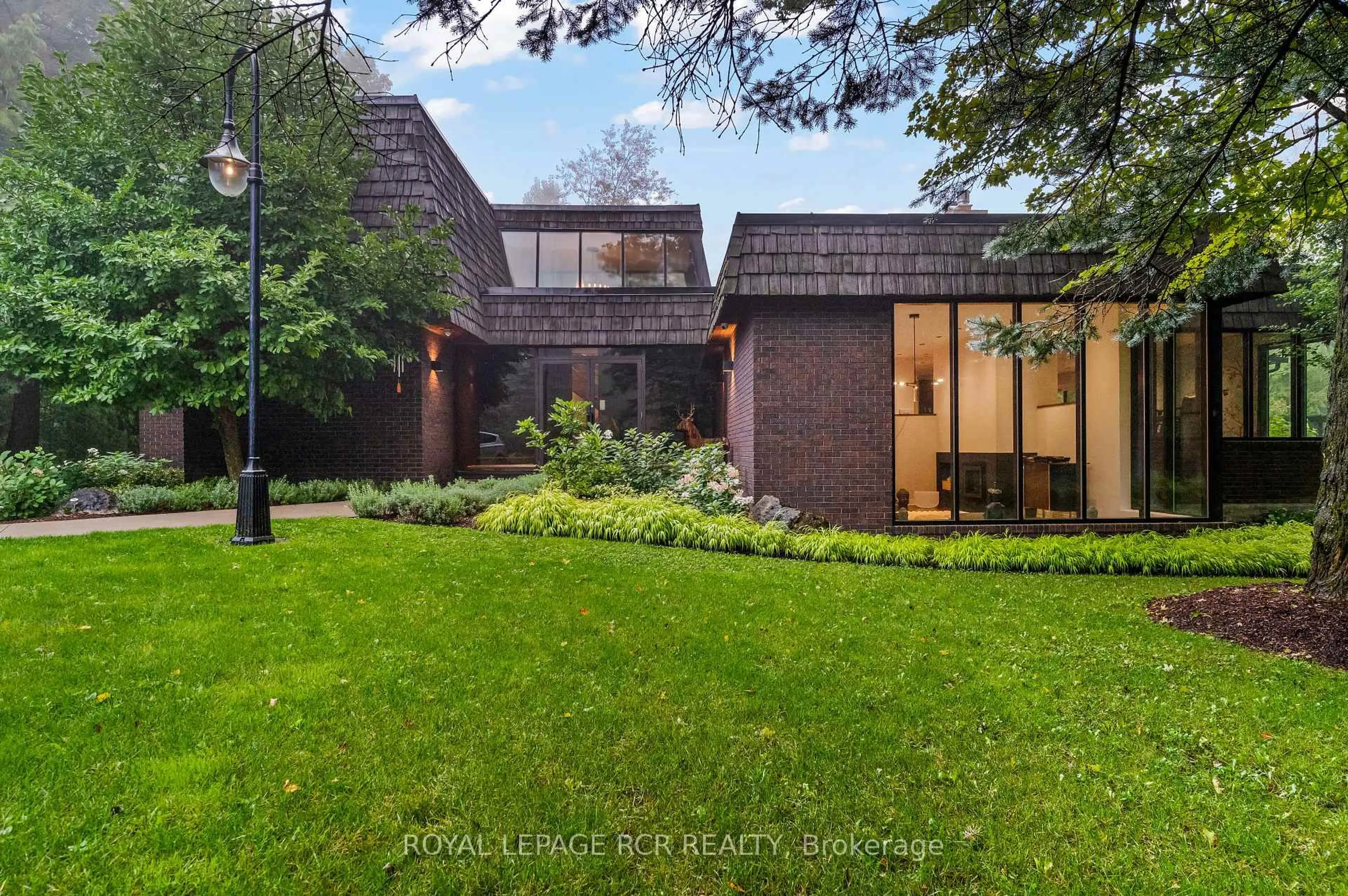 Home with brick exterior material, street for 3285 Beech Grove Sdrd, Caledon Ontario L7K 0N6
