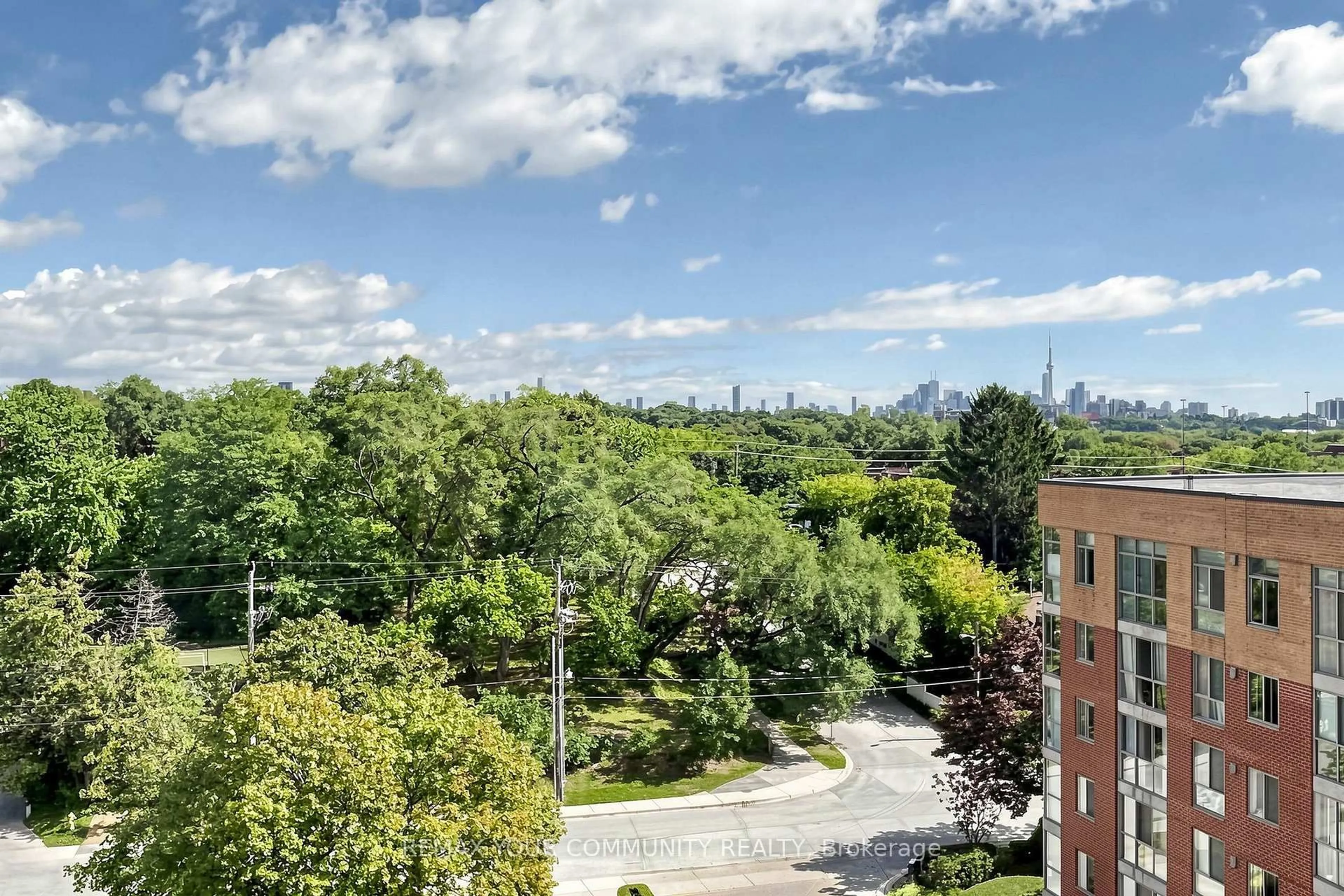 A pic from outside/outdoor area/front of a property/back of a property/a pic from drone, city buildings view from balcony for 24 Southport St #844, Toronto Ontario M6S 4Z1