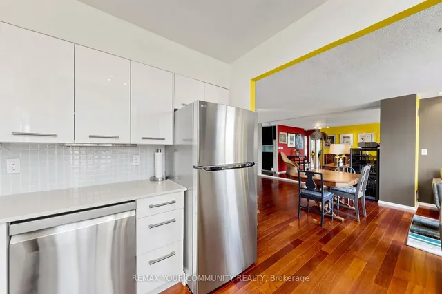 24 Southport St #844, Toronto 5