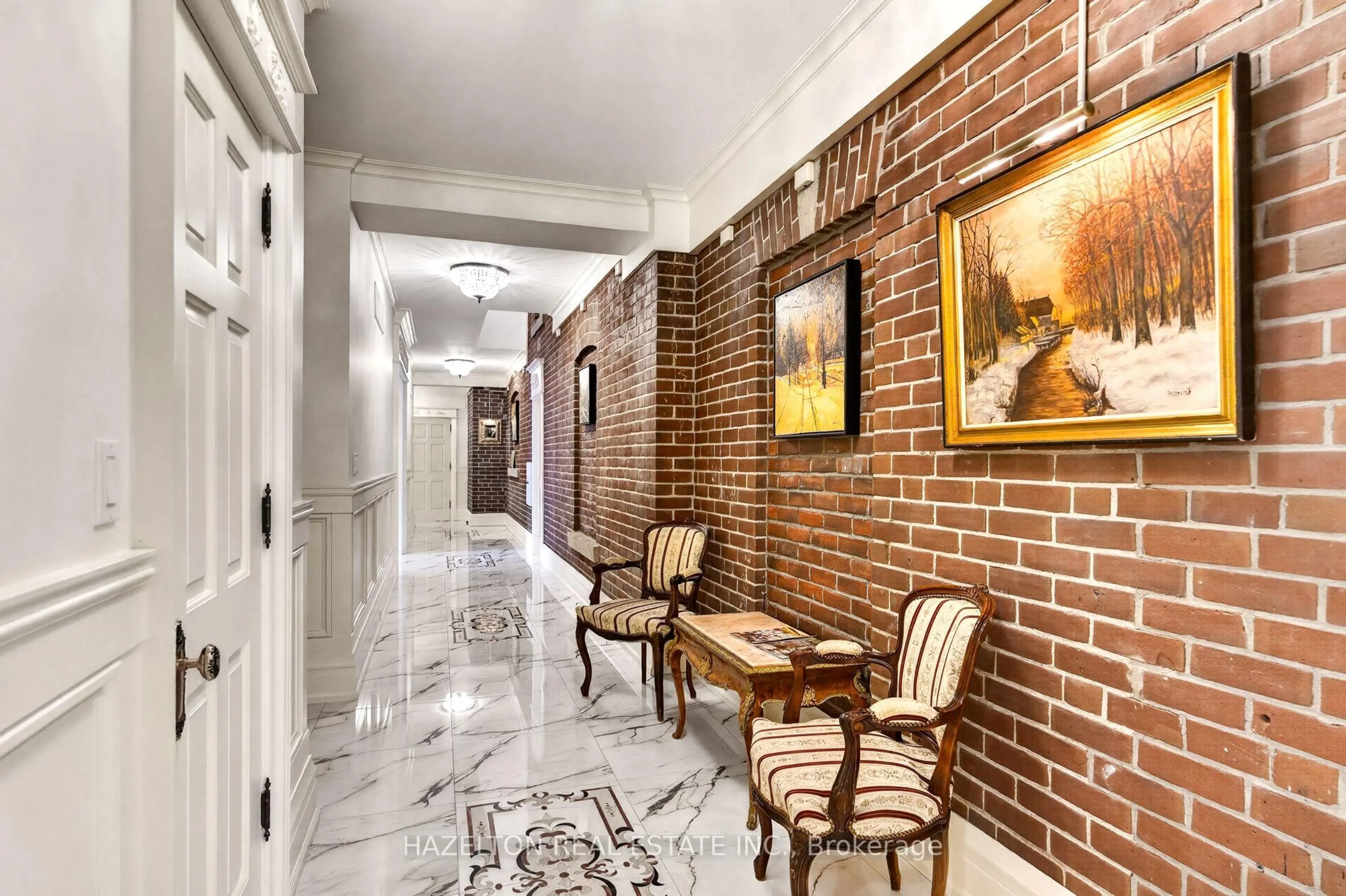 Indoor foyer for 246 Riverside Dr, Toronto Ontario M6S 4A9
