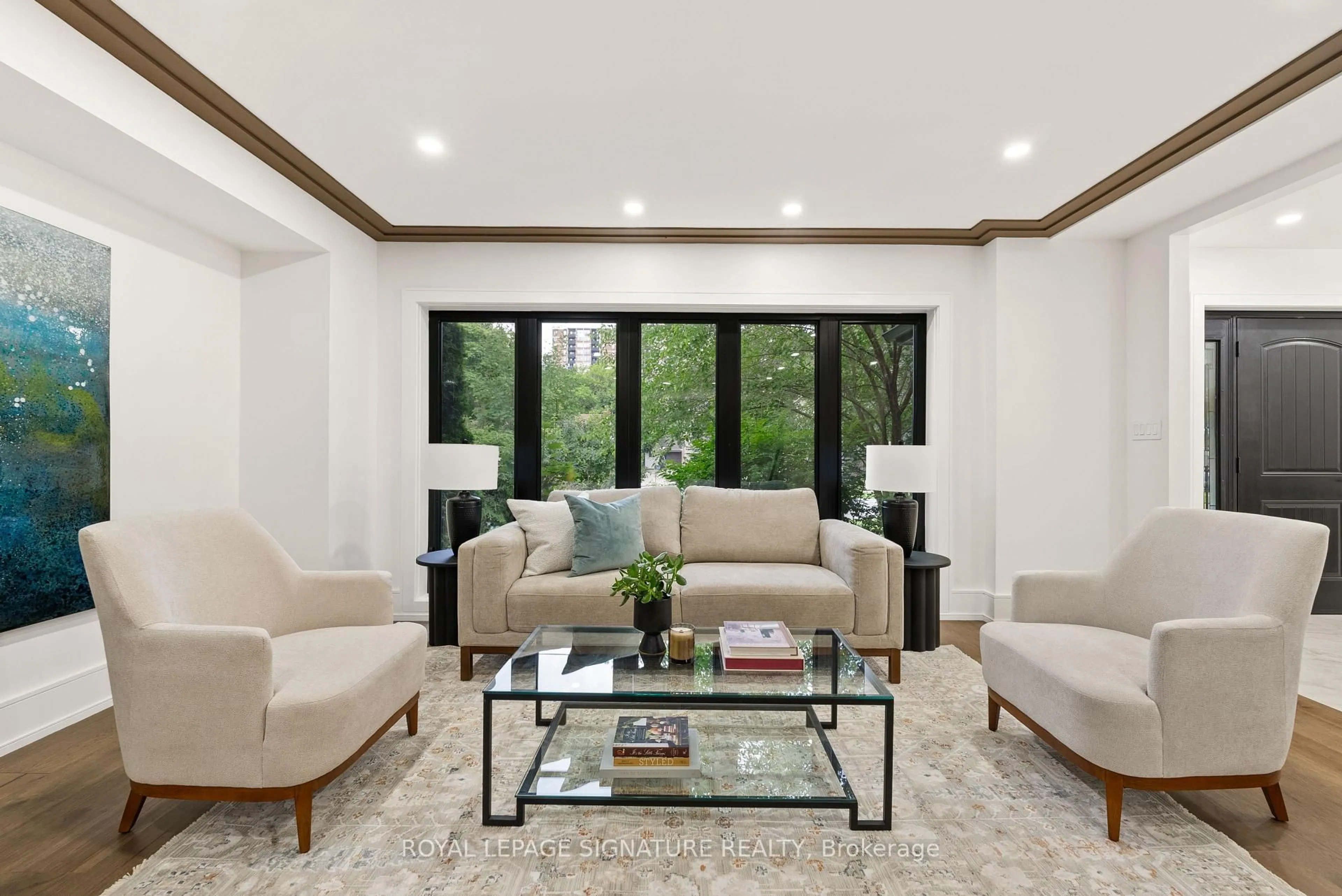 Living room with furniture, unknown for 29 Blaketon Rd, Toronto Ontario M9B 4W4
