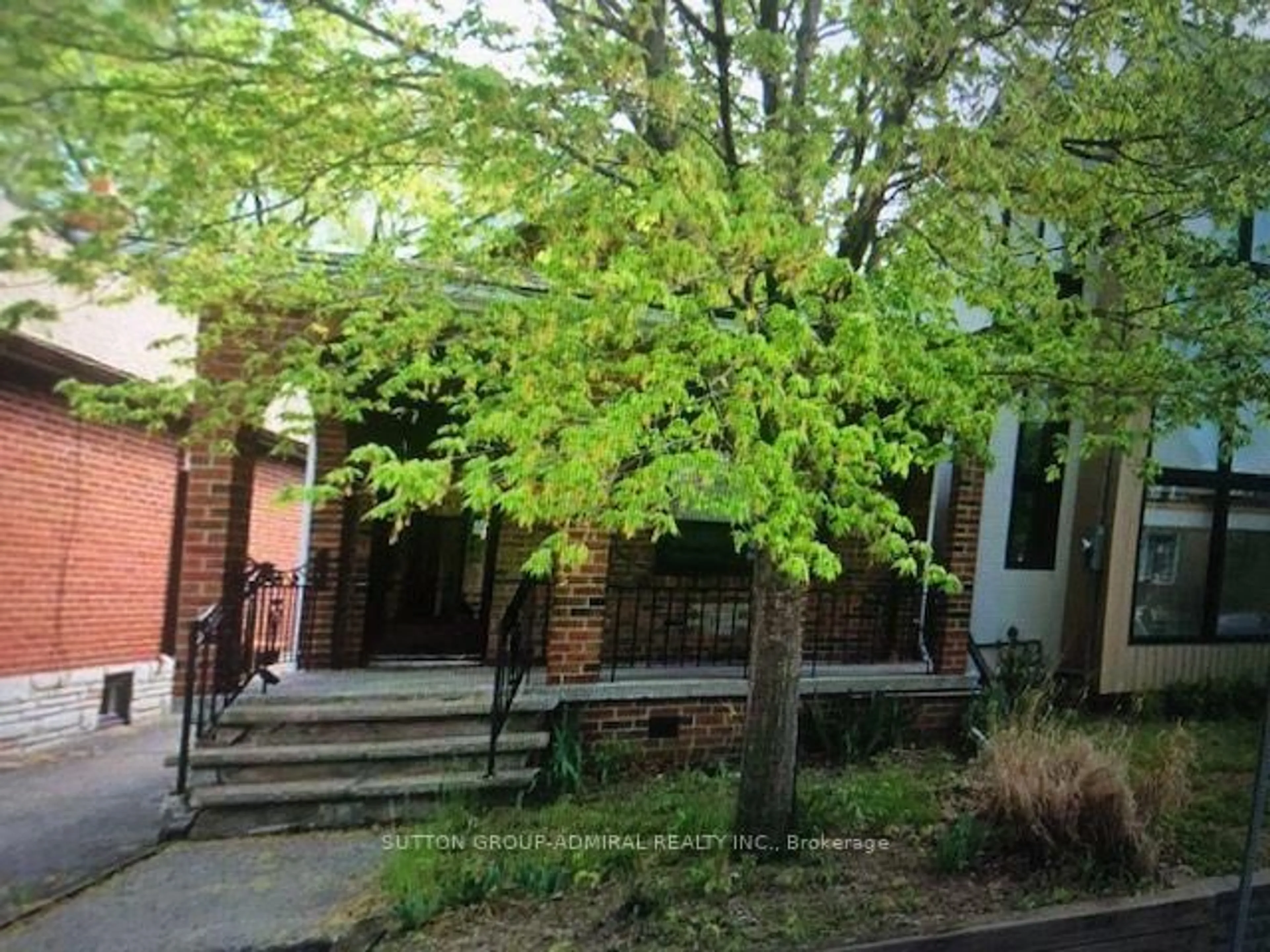 Unknown for 703 Willard Ave, Toronto Ontario M6S 3S7