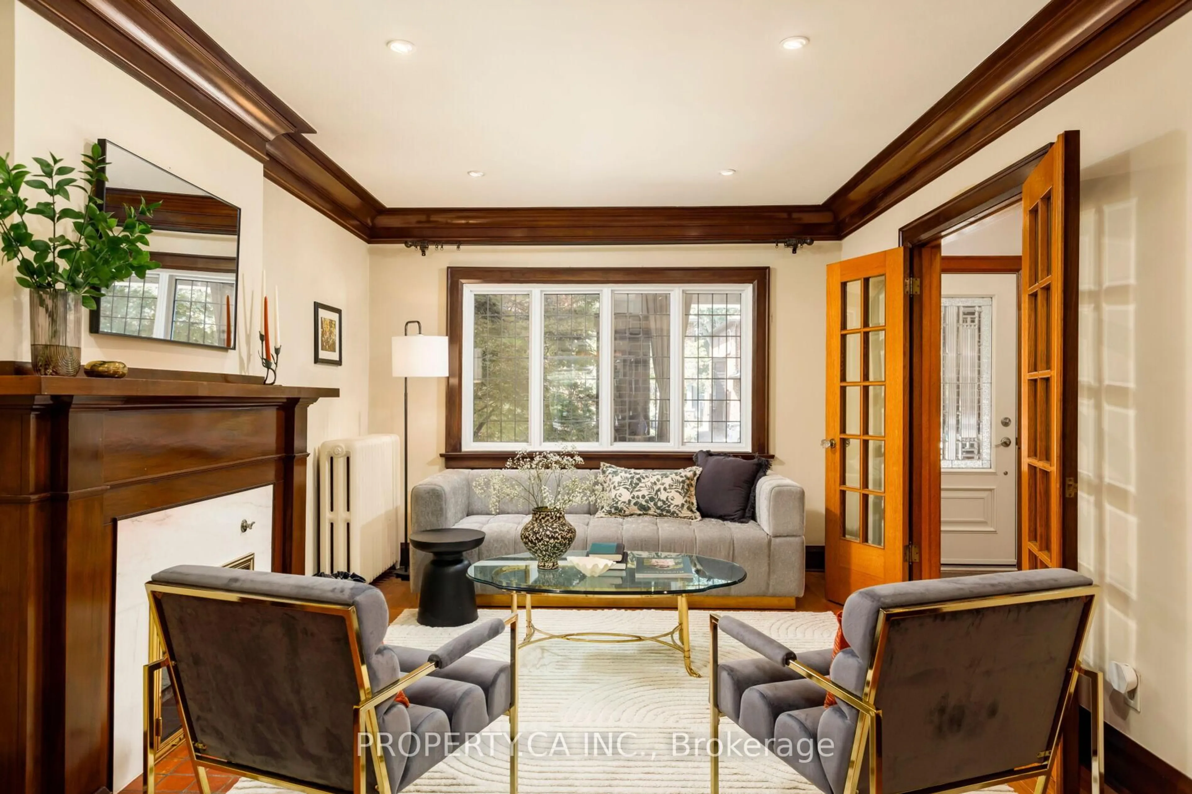 Living room with furniture, unknown for 59 Brumell Ave, Toronto Ontario M6S 4G6