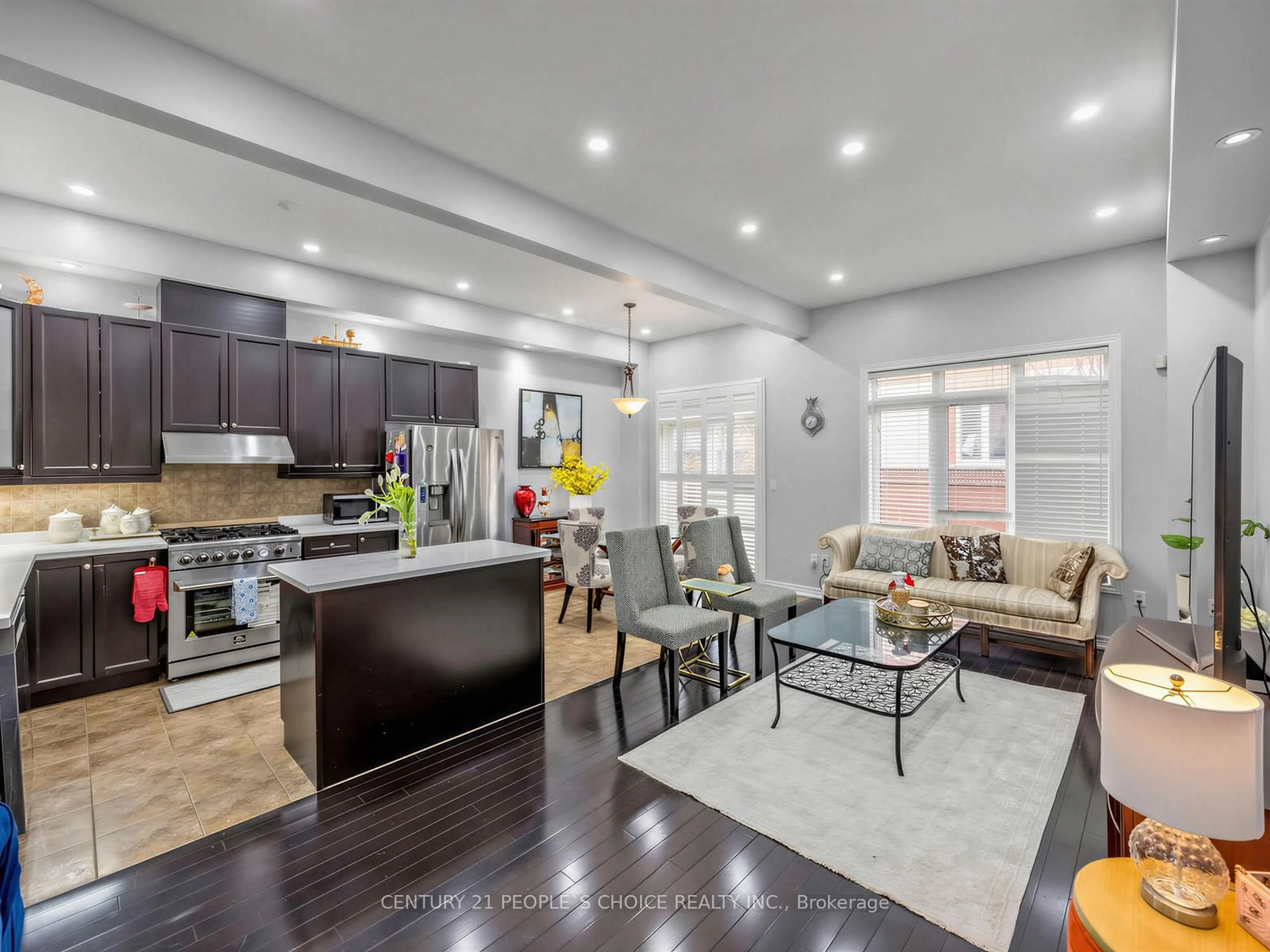 Open concept kitchen, unknown for 5298 Roadside Way, Mississauga Ontario L5M 0H9