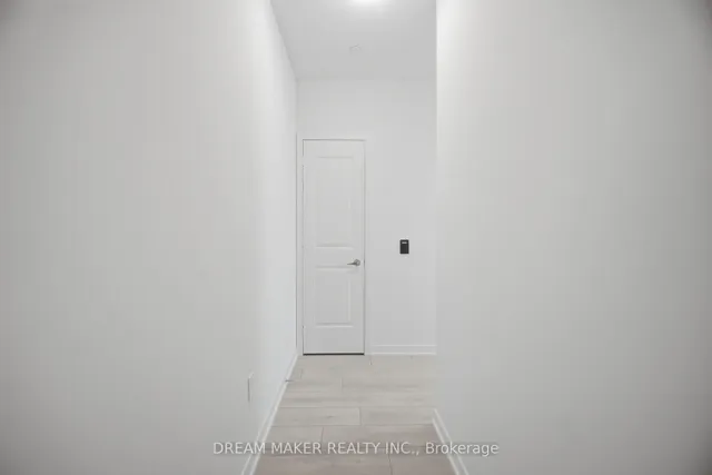 38 Annie Craig Dr #511, Toronto 5