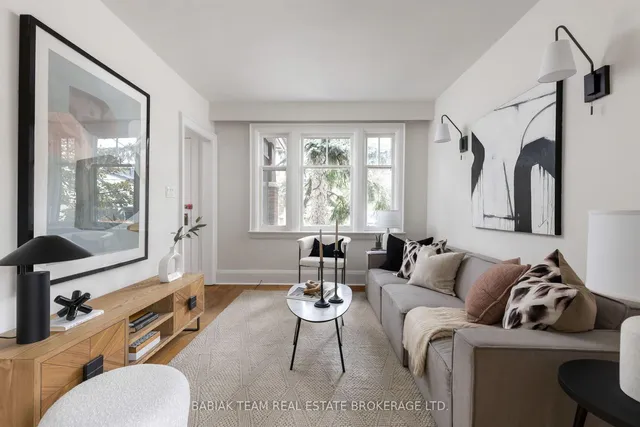 1 Rambert Cres, Toronto 4