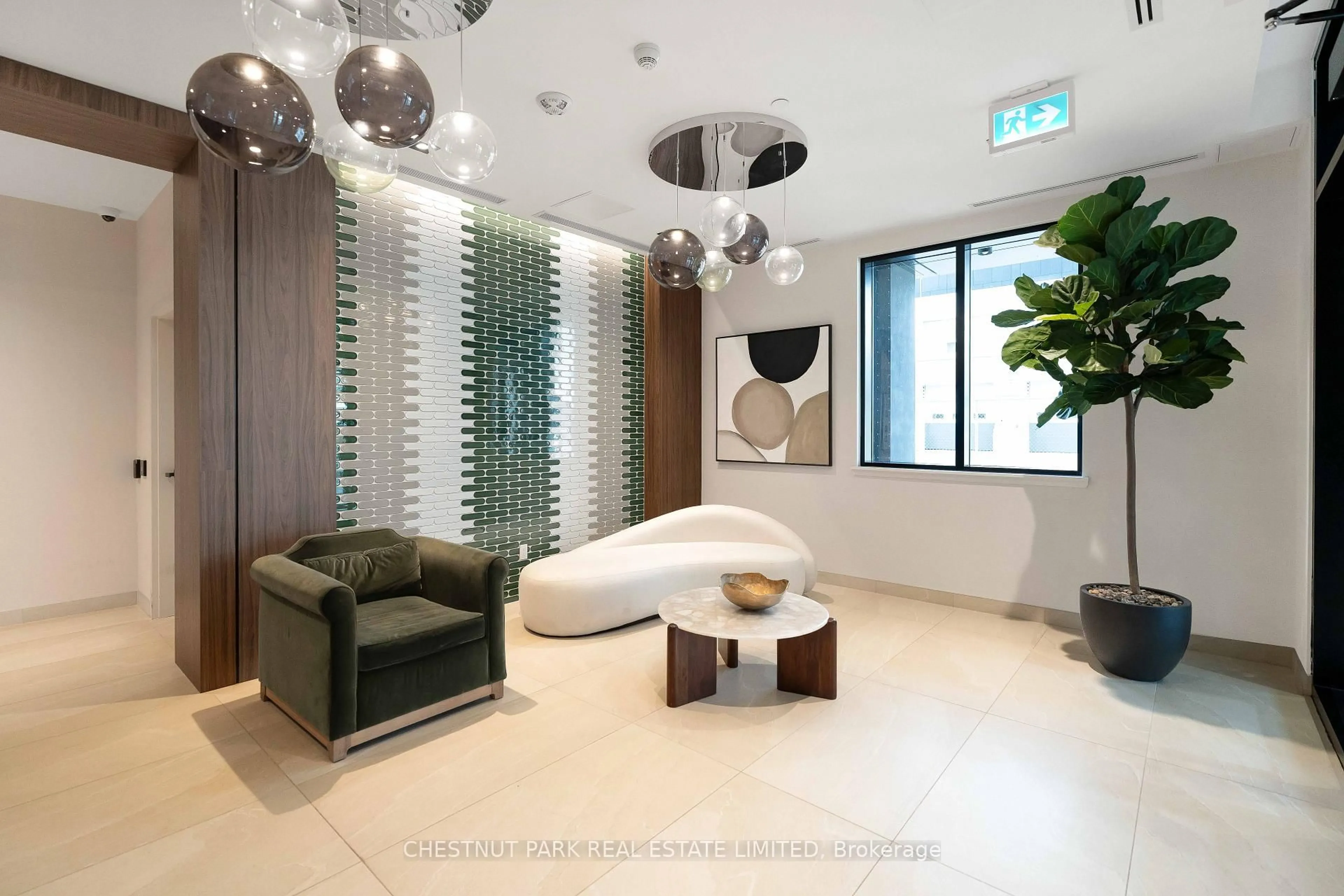 Lobby for 758 Dovercourt Rd #404, Toronto Ontario M6H 2X2