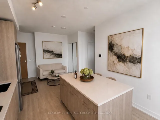 65 Annie Craig Dr #402, Toronto 2