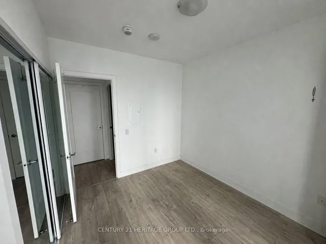 65 Annie Craig Dr #402, Toronto 5