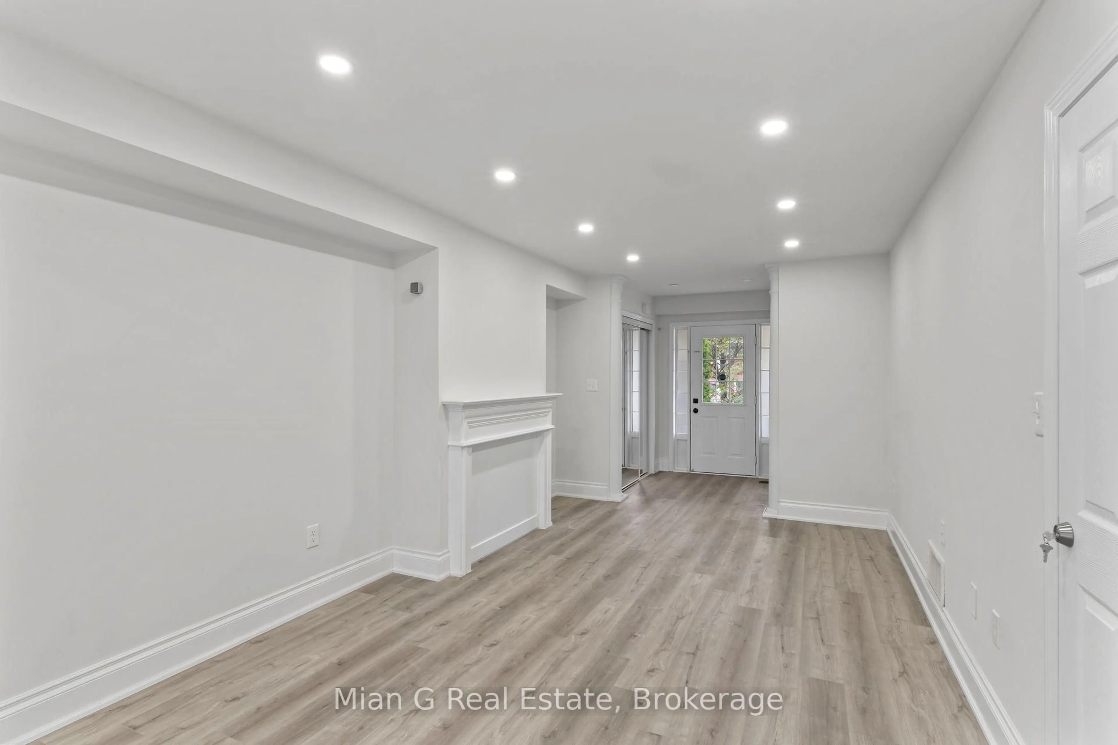 A pic of a room for 1321 Cartmer Way, Milton Ontario L9T 6J9