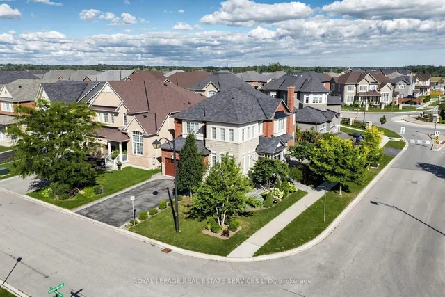 68 Hartwell Rd, Halton Hills 4