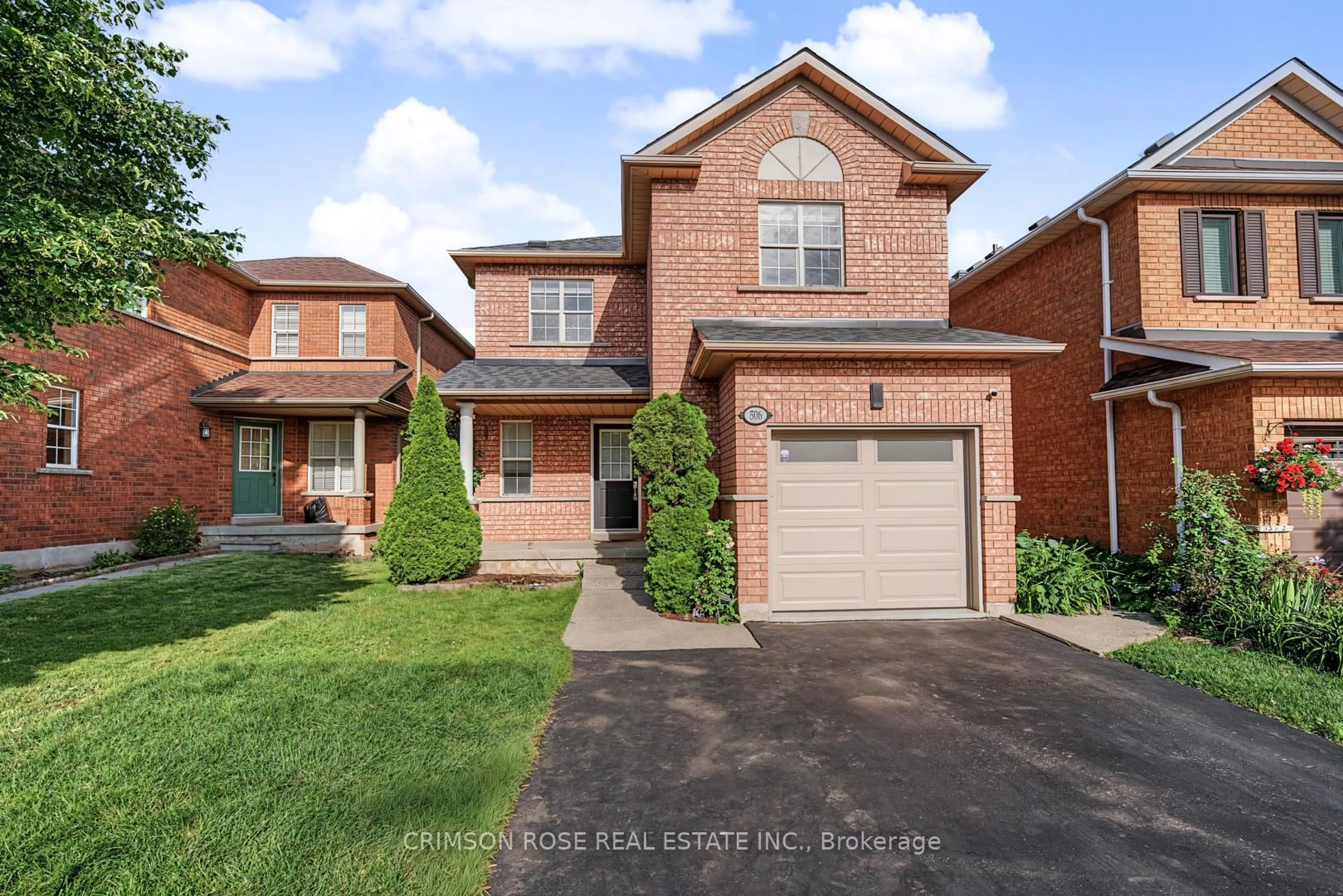 Home with brick exterior material, street for 506 PONDVIEW Pl, Oakville Ontario L6H 6S3