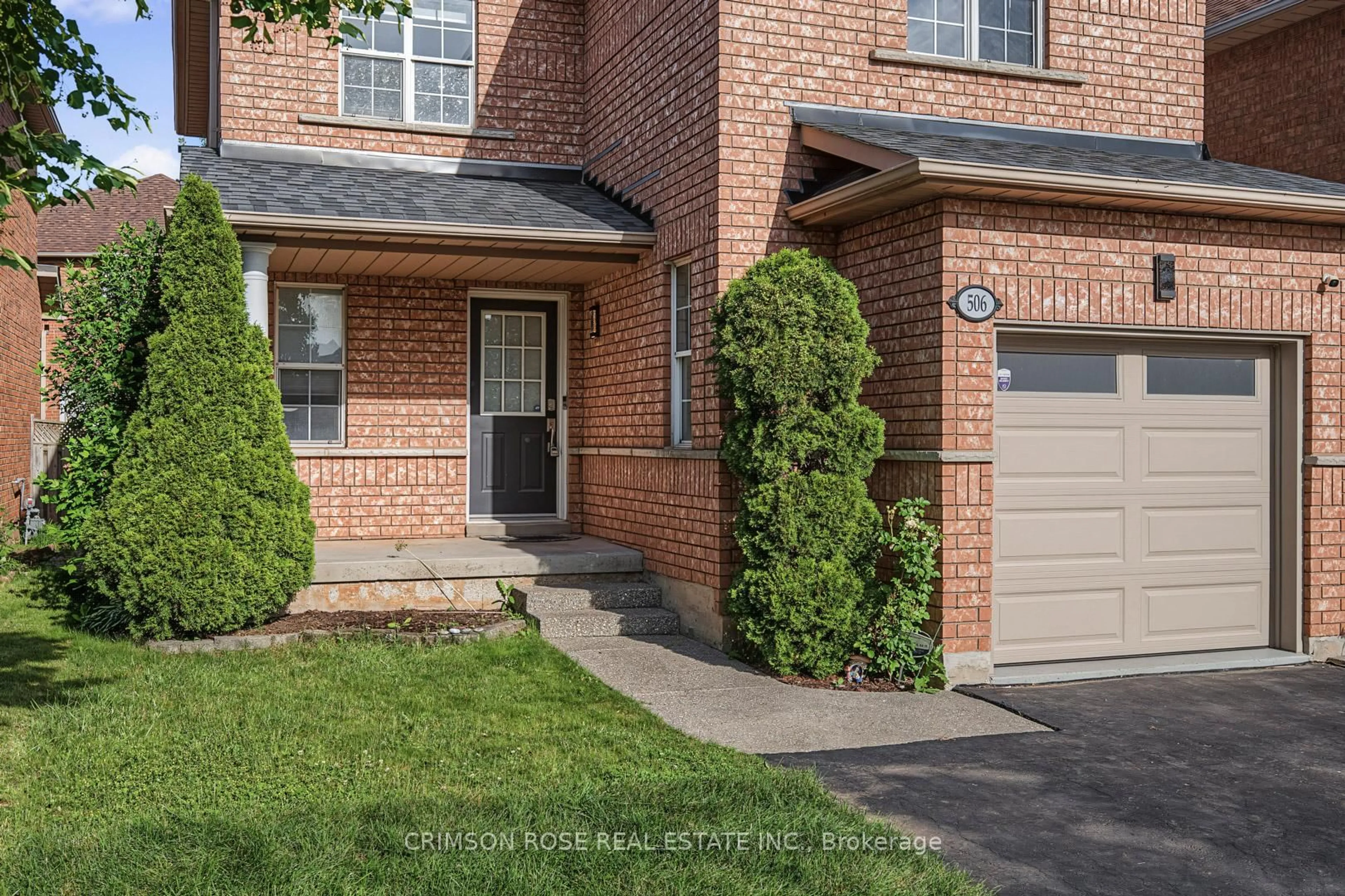 Home with brick exterior material, street for 506 PONDVIEW Pl, Oakville Ontario L6H 6S3