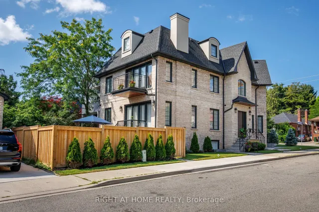 33 Thorndale Ave, Toronto 4