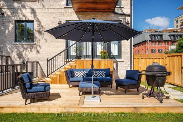 33 Thorndale Ave, Toronto 5