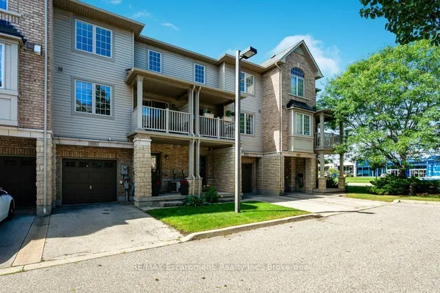 626 Hooks Common, Burlington 2