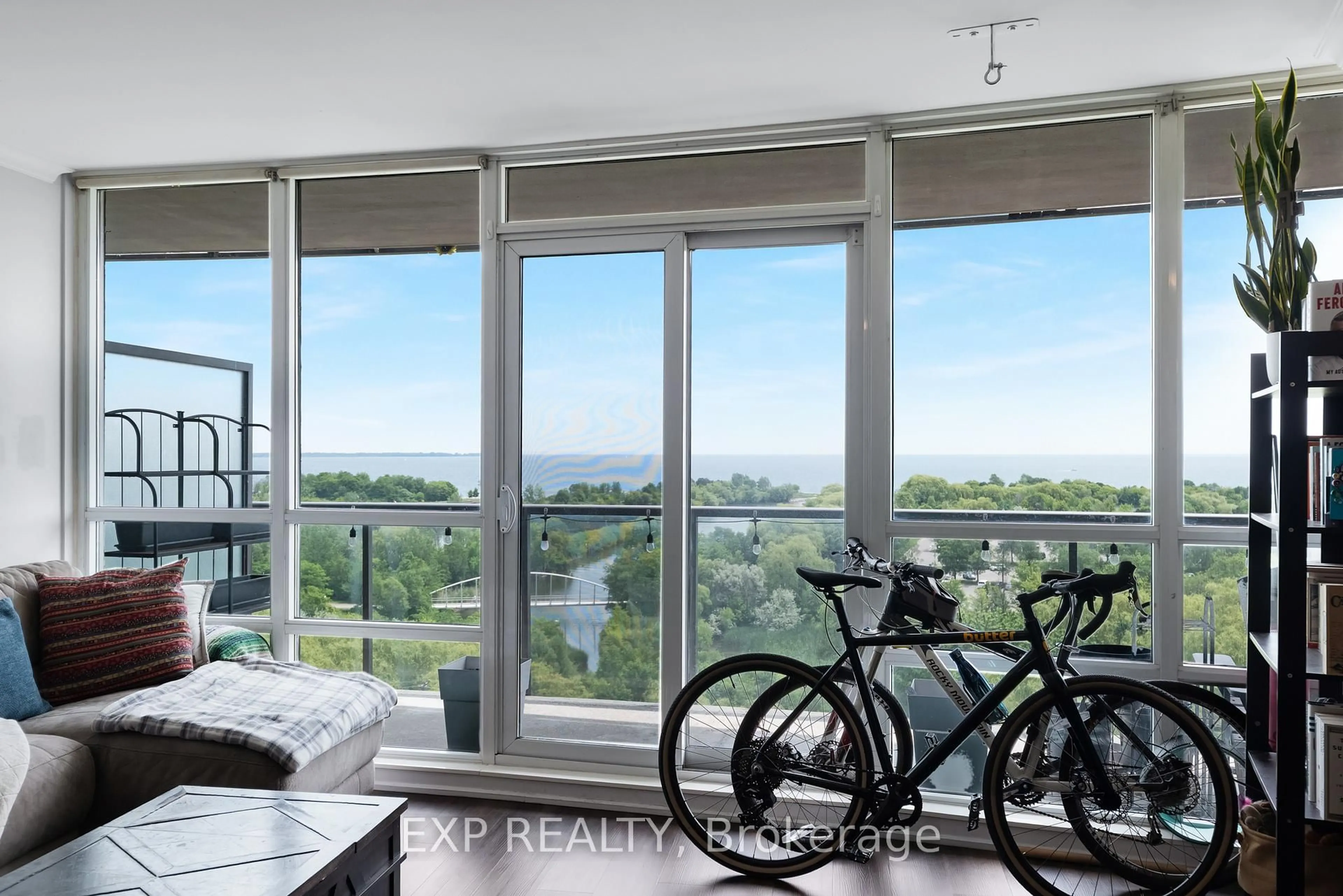 Unknown for 2230 Lake Shore Blvd #808, Toronto Ontario M8V 0B2