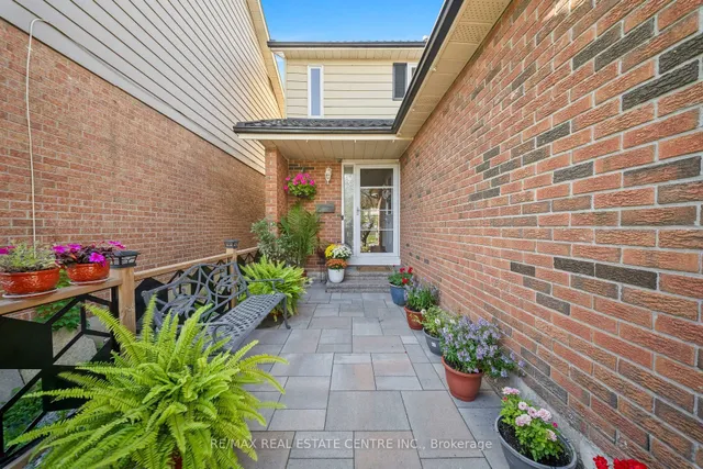 467 Hansen Rd, Brampton 5