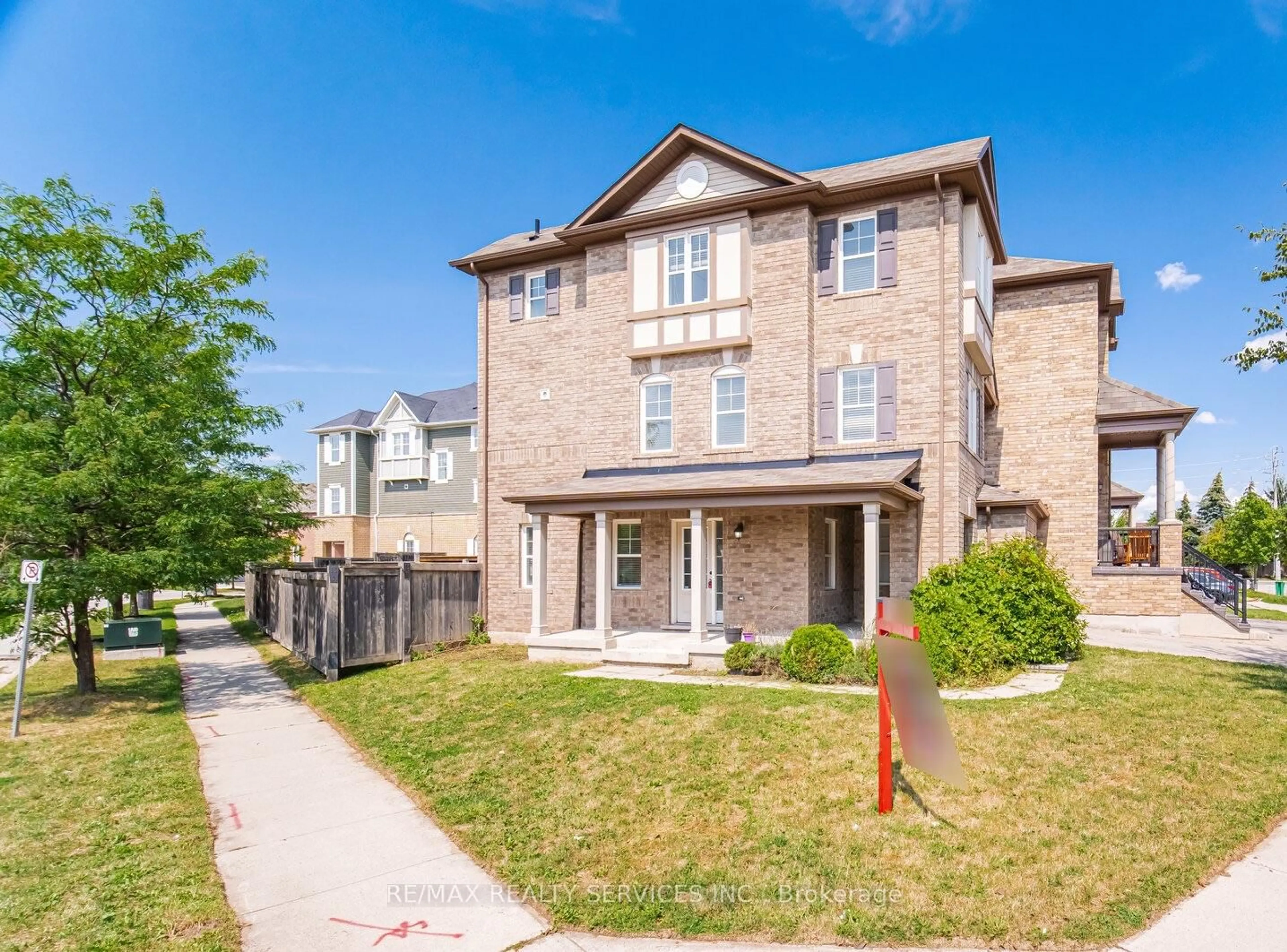 Home with brick exterior material, street for 6 Viewforth Rd, Brampton Ontario L7A 0R2