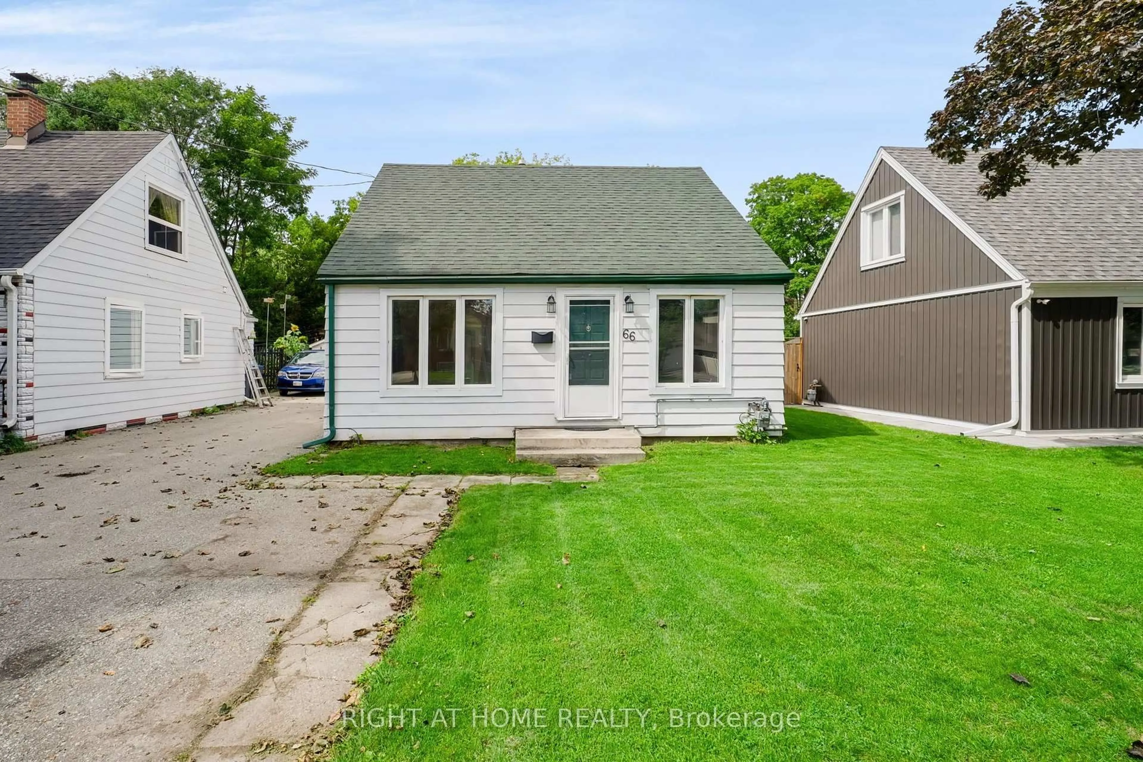 A pic from outside/outdoor area/front of a property/back of a property/a pic from drone, street for 66 Frederick St, Brampton Ontario L6Y 1G8