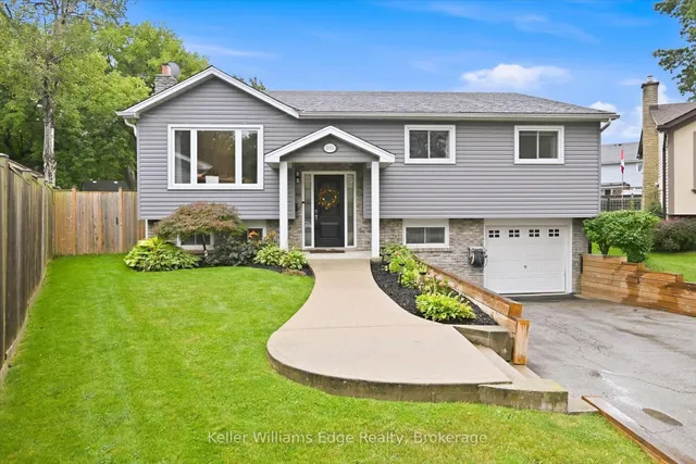 2372 Cayuga Crt, Burlington 2