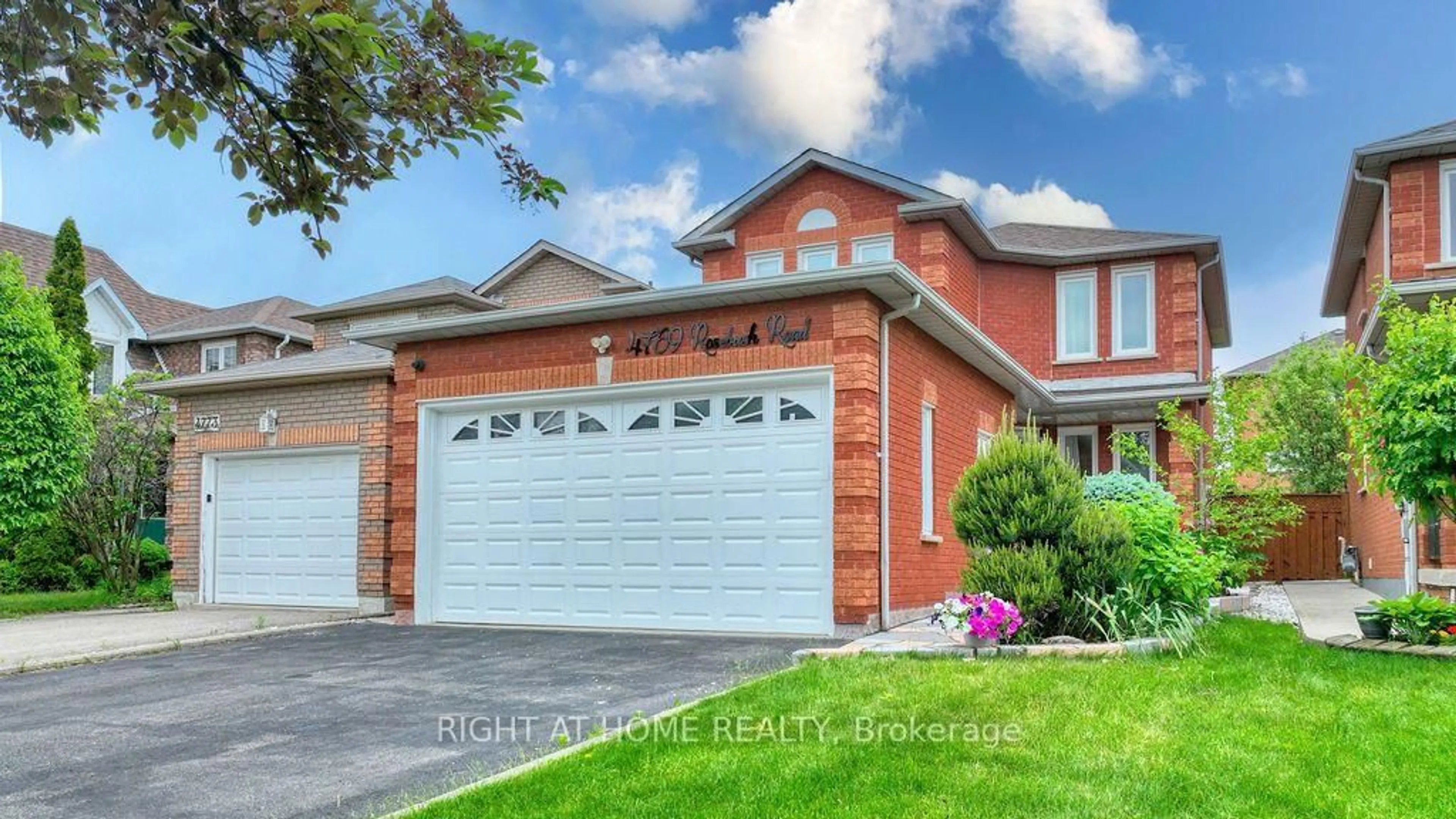 Home with brick exterior material, street for 4769 Rosebush Rd, Mississauga Ontario L5M 5N1