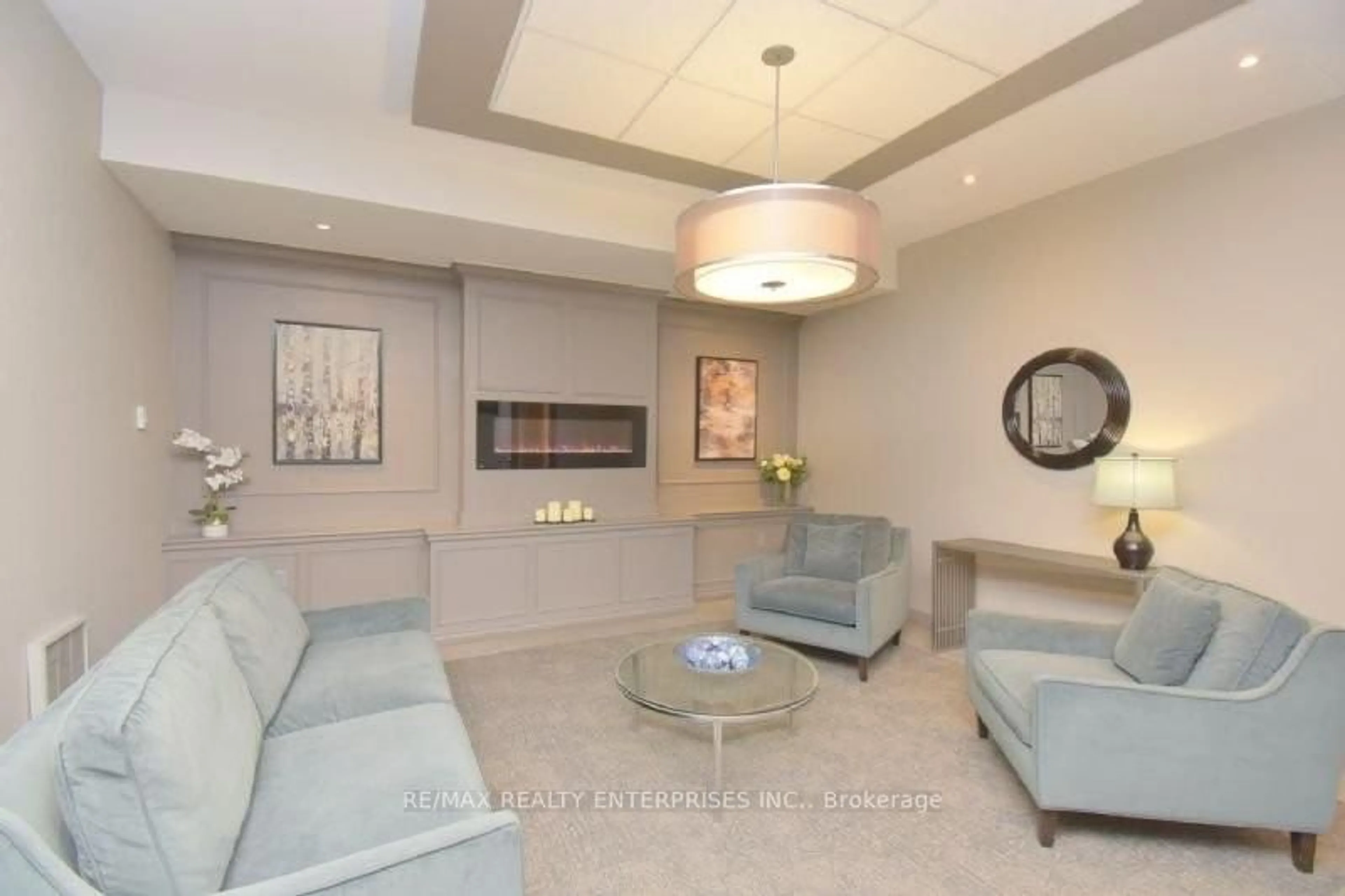 Lobby for 965 Inverhouse Dr ##709, Mississauga Ontario L5J 4B4
