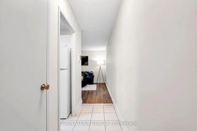 3065 Queen Frederica Dr #905, Mississauga 5