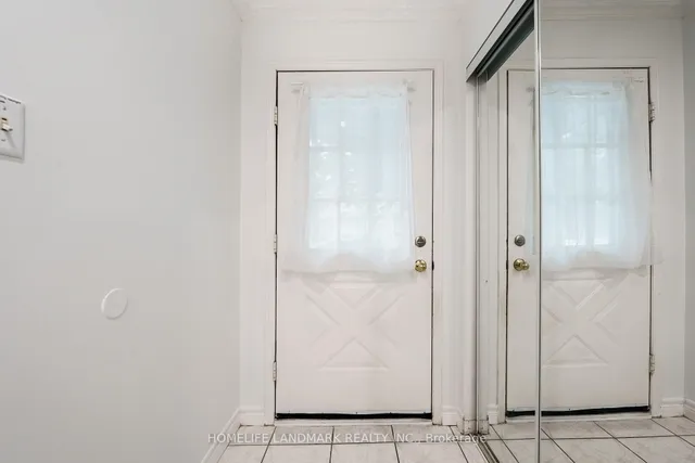 2945 Thomas St #103, Mississauga 3