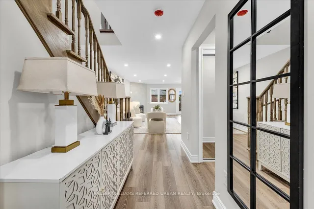 20 San Gabriele Pl, Toronto 3