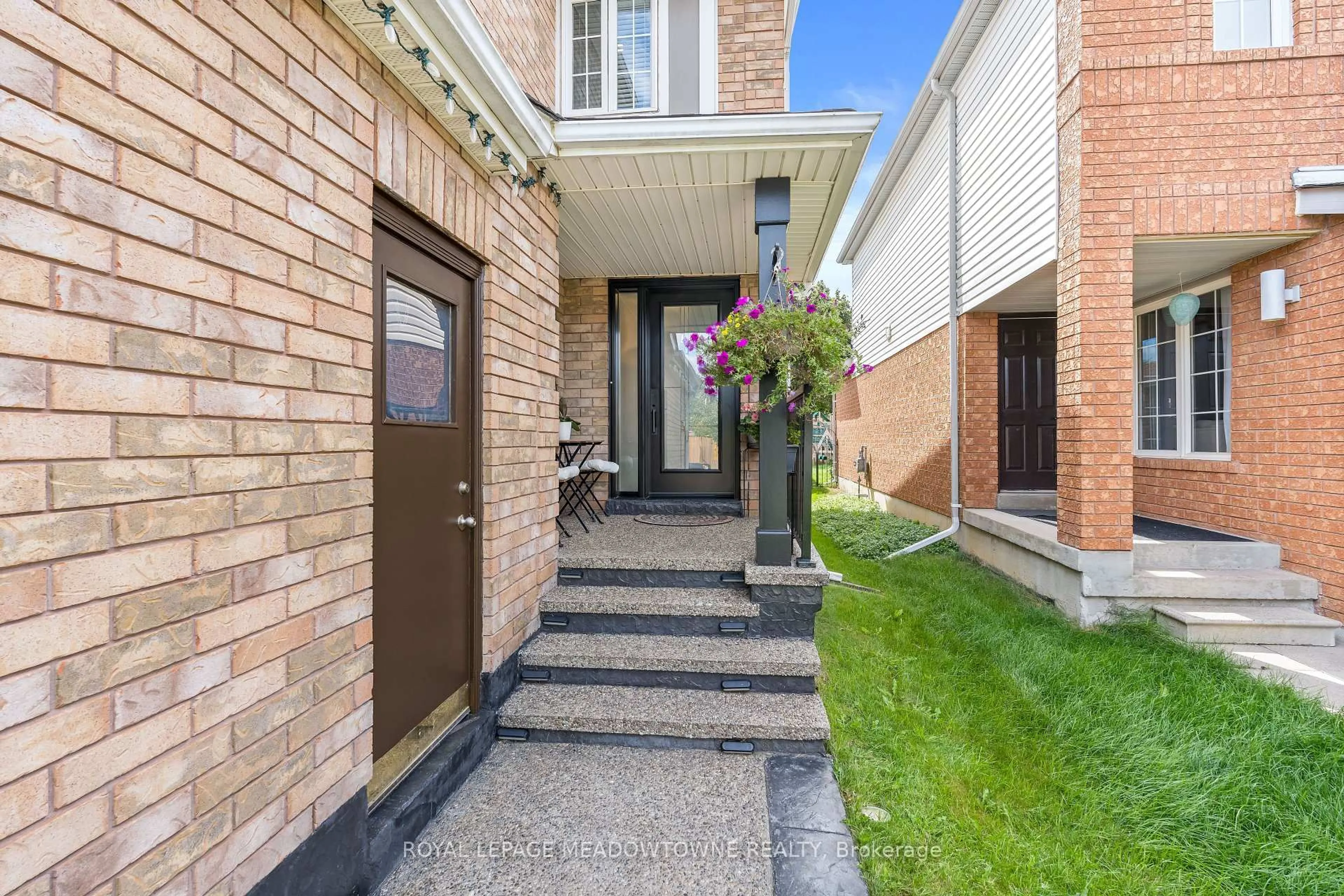 Unknown for 145 Eaton St, Halton Hills Ontario L7G 5V5