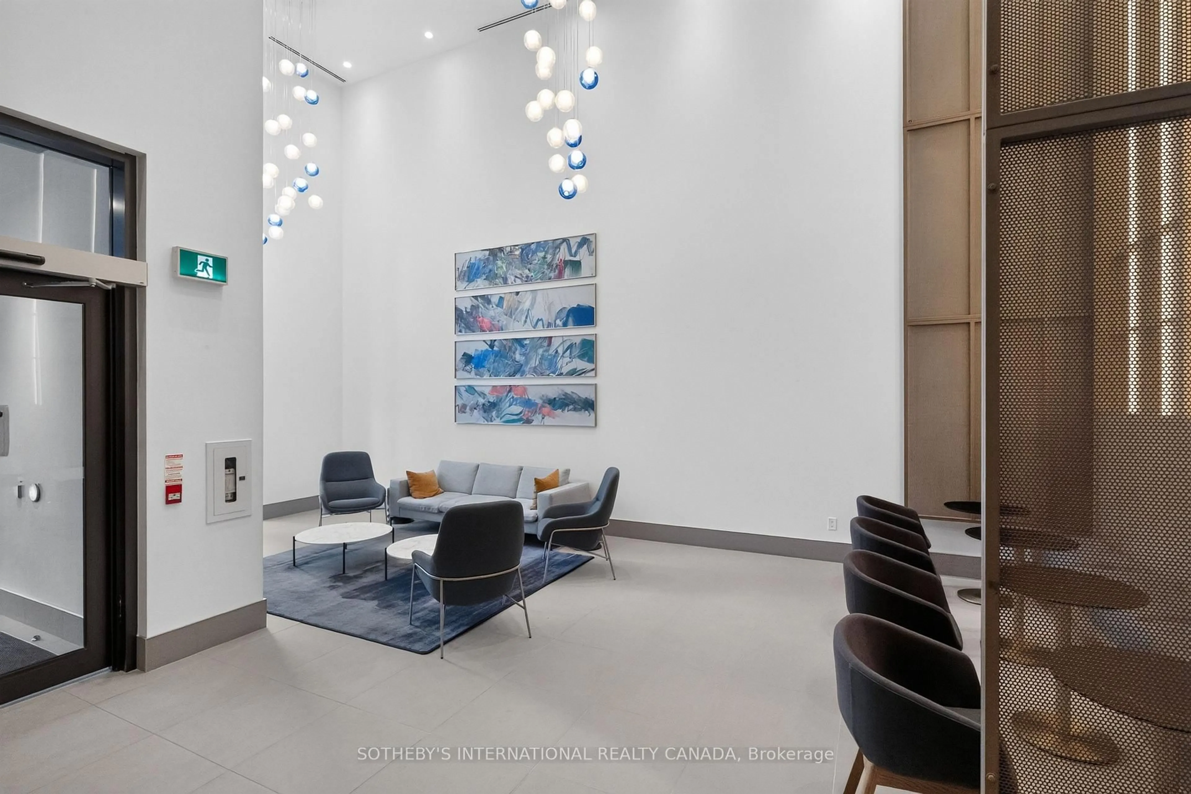 Lobby for 430 Square One Dr #3905, Mississauga Ontario L5B 0L6