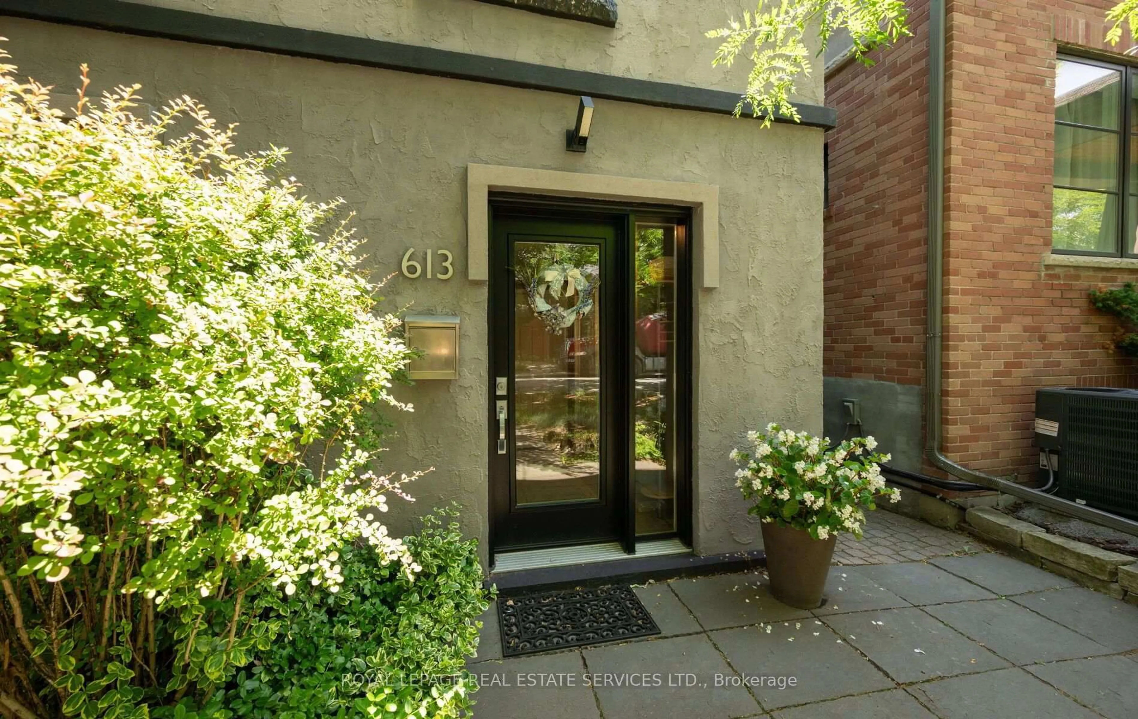 Unknown for 613 Beresford Ave, Toronto Ontario M6S 3C2