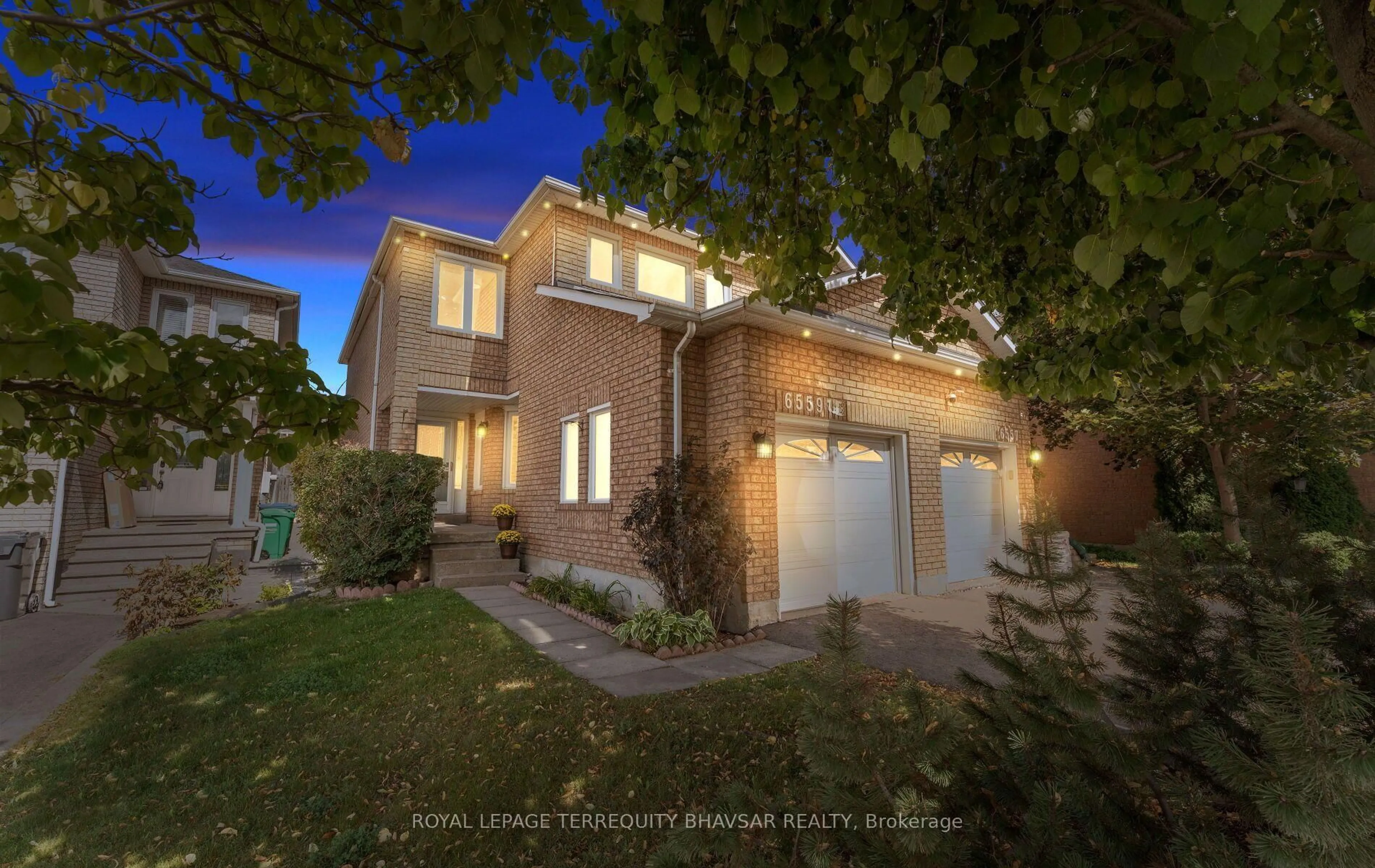 Home with brick exterior material, street for 6559 Sapling Tr, Mississauga Ontario L5N 7J3