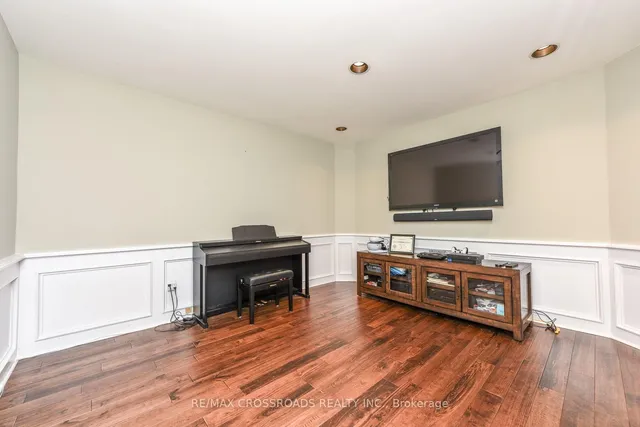 1171 Fairmeadow Tr, Oakville 5