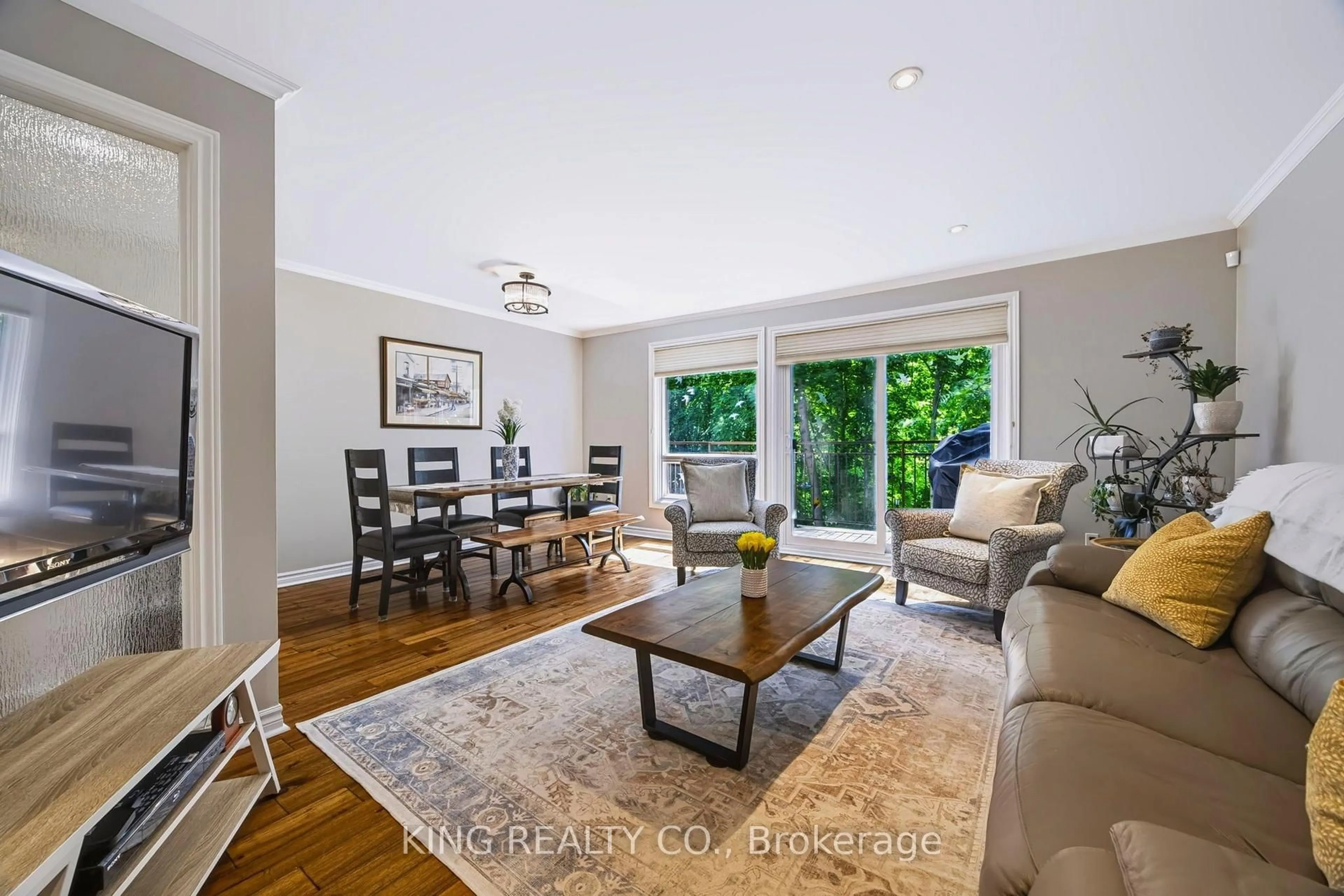Living room with furniture, unknown for 2140 Upper Middle Rd #1, Burlington Ontario L7P 2Z8