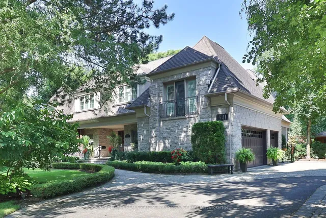 541 Arrowhead Rd, Mississauga 2